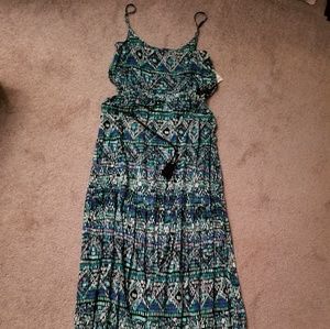 Simply Styled Maxi Dress NWT